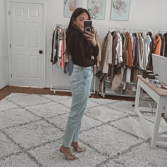 Zara high rise mom straight leg jeans size 2 - Picture 3 of 8